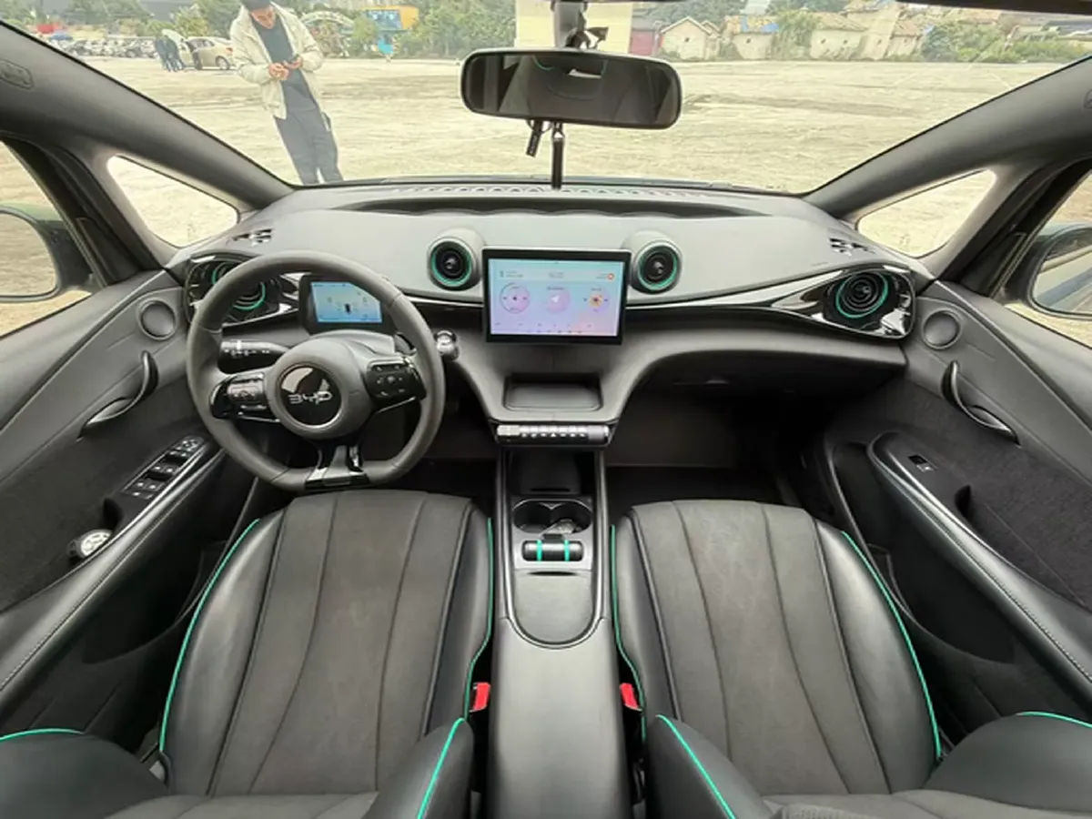 2025 BYD Dolphin BEV 44.928KWH,autocango,china used car exporter,china ev exporter,chinese used car exporter,chinese used ev exporter