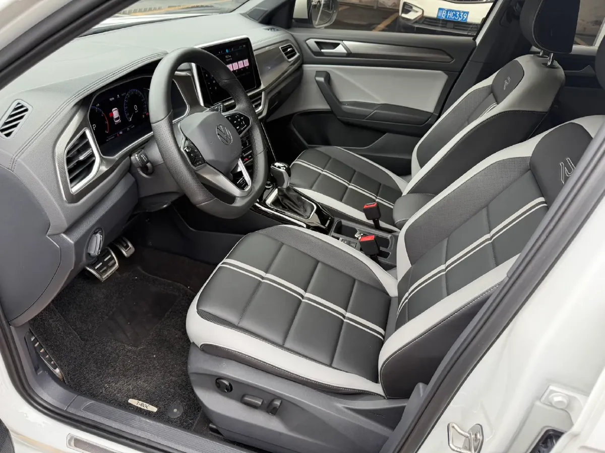 2024 Volkswagen T-Roc 1.5T 160HP L4 7DCT,autocango,china used car exporter,china ev exporter,chinese used car exporter,chinese used ev exporter