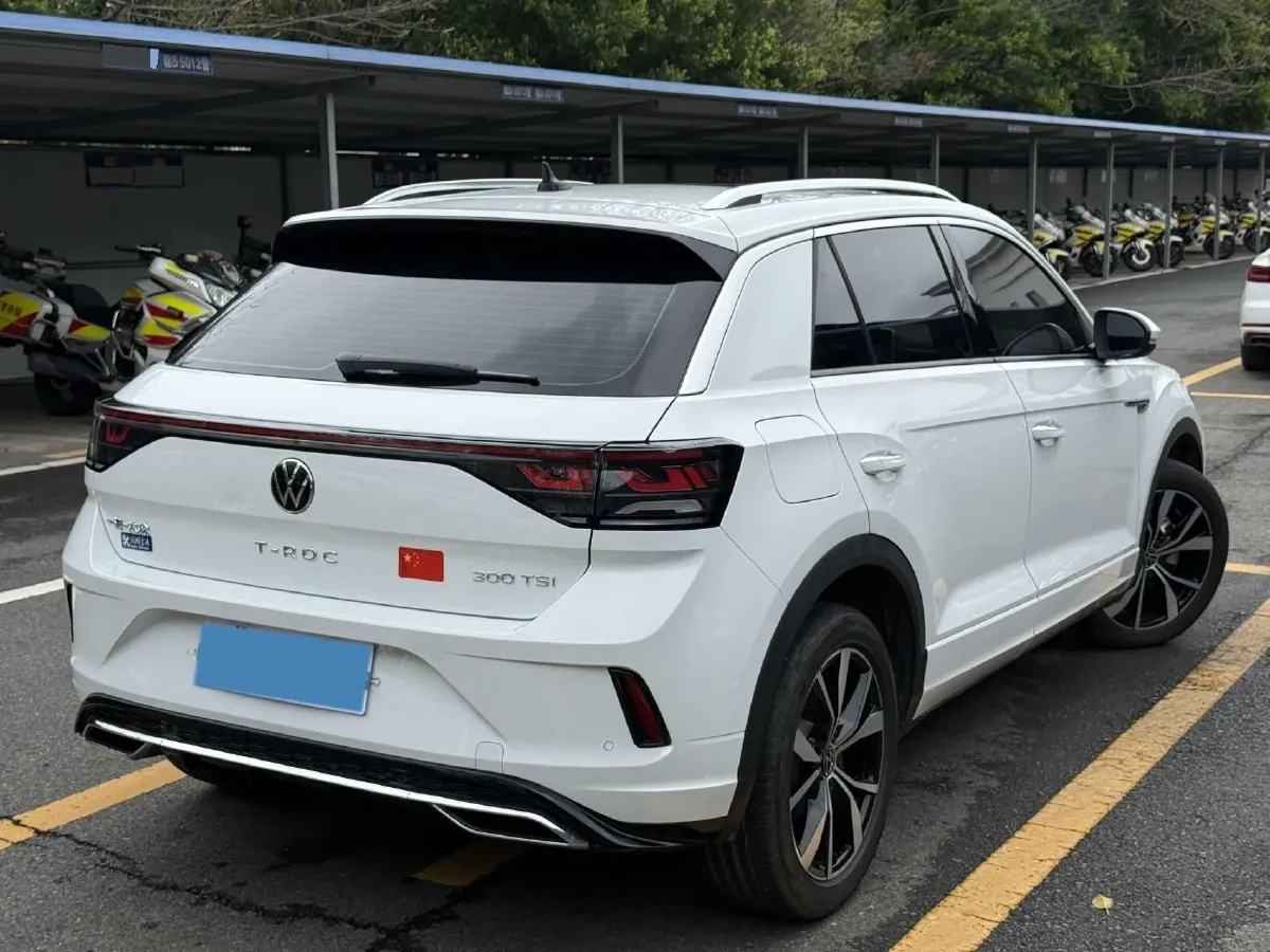 2024 Volkswagen T-Roc 1.5T 160HP L4 7DCT,autocango,china used car exporter,china ev exporter,chinese used car exporter,chinese used ev exporter