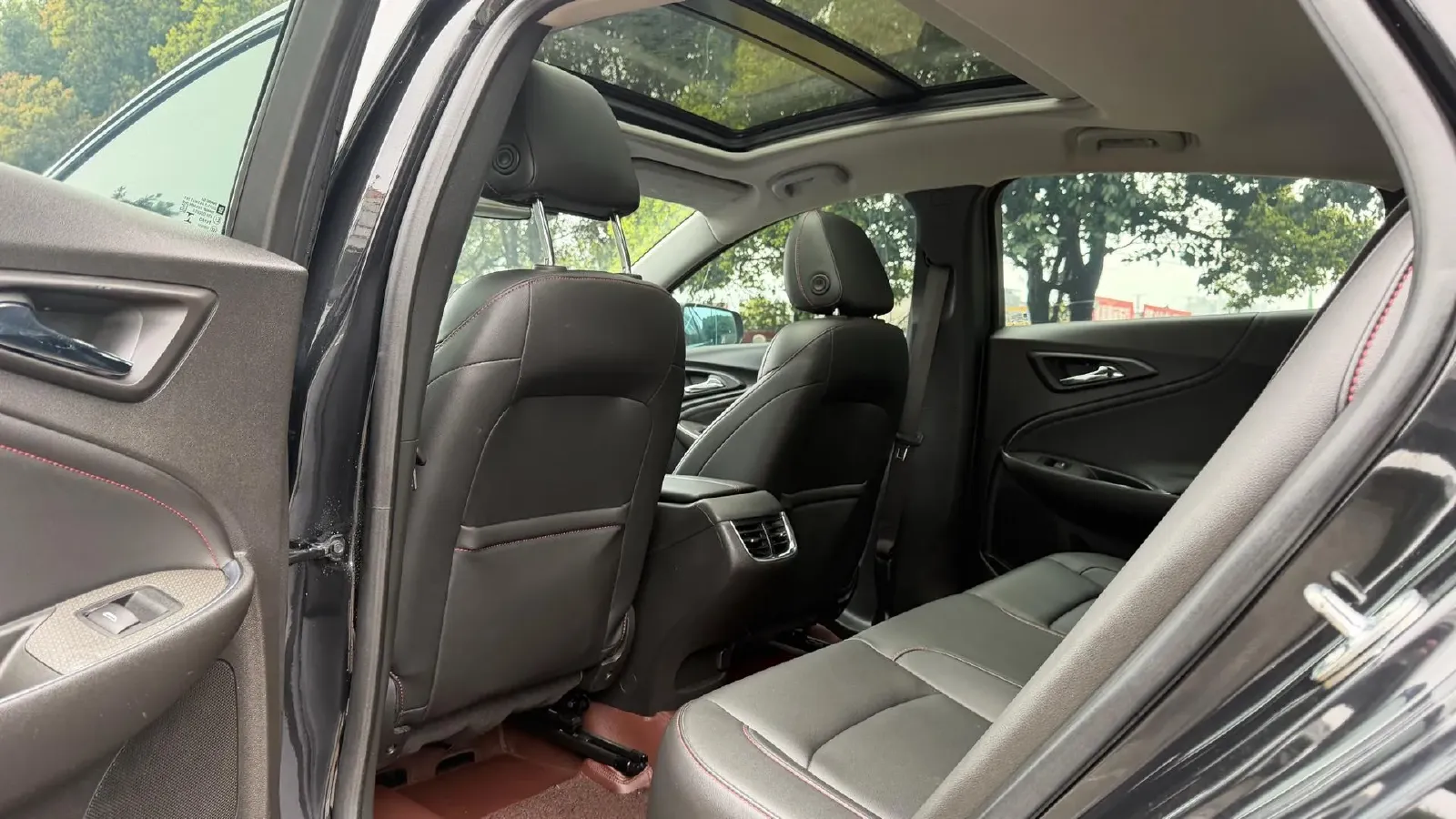 2021 Chevrolet Malibu XL 2.0T 237HP L4 9AT,autocango,china used car exporter,china ev exporter,chinese used car exporter,chinese used ev exporter