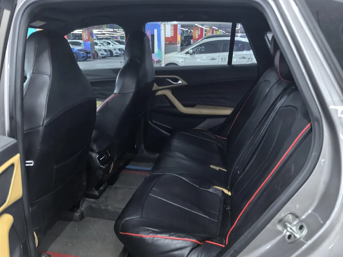 2023 Roewe RX5 1.5T 188HP L4 AMT PHEV 12.3KWH,autocango,china used car exporter,china ev exporter,chinese used car exporter,chinese used ev exporter