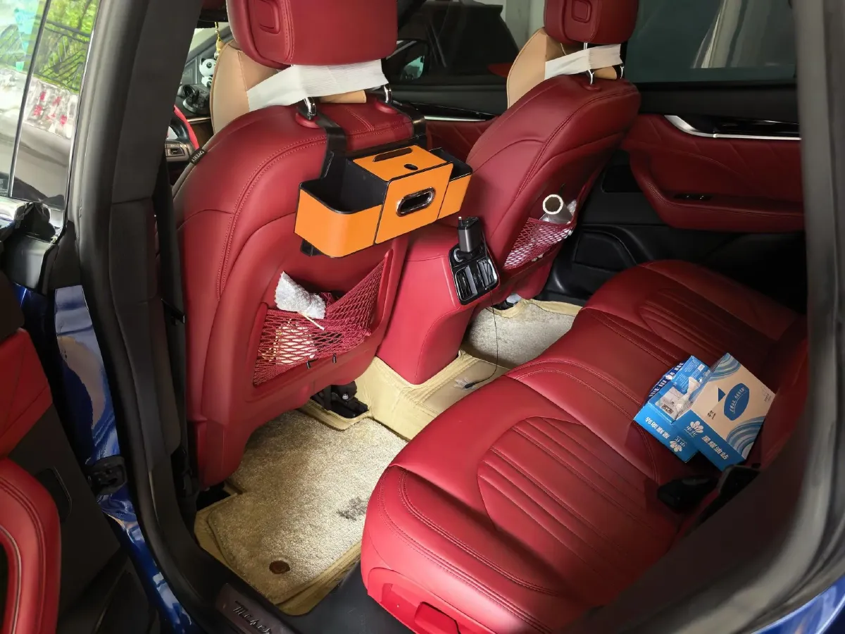 2022 Maserati Levante 2.0T 330HP L4 8AT,autocango,china used car exporter,china ev exporter,chinese used car exporter,chinese used ev exporter