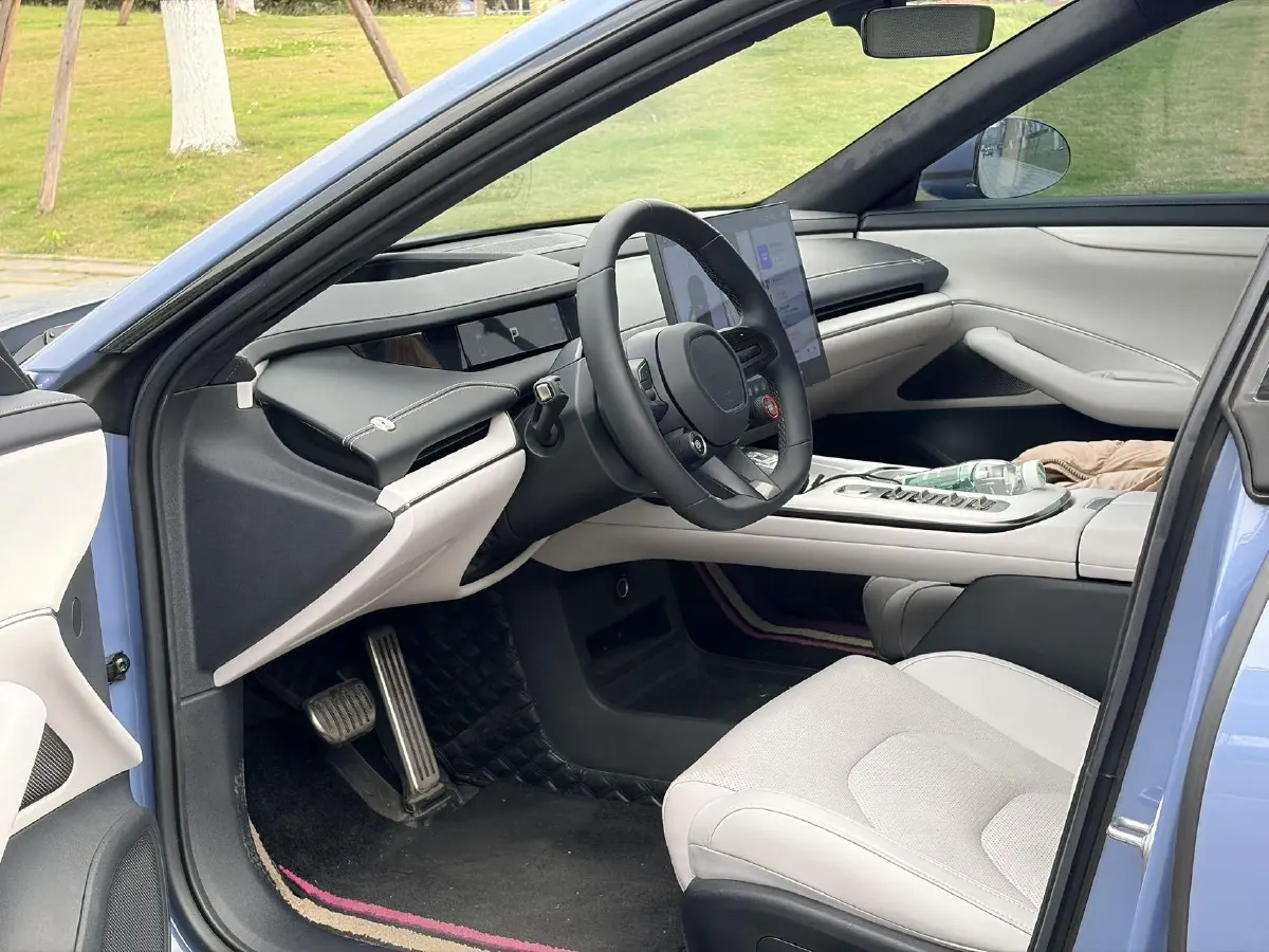 2024 MI SU7 BEV 101KWH,autocango,china used car exporter,china ev exporter,chinese used car exporter,chinese used ev exporter