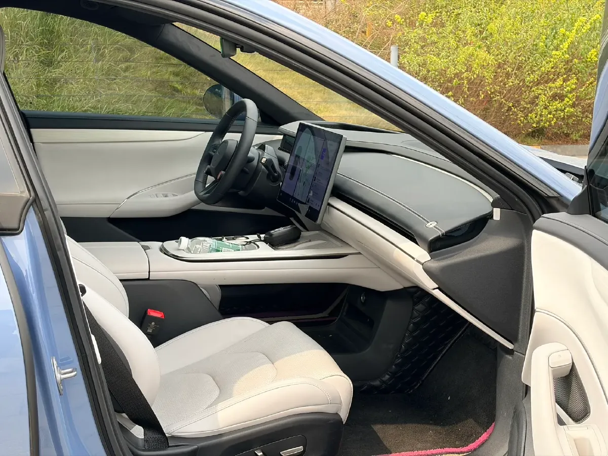 2024 MI SU7 BEV 101KWH,autocango,china used car exporter,china ev exporter,chinese used car exporter,chinese used ev exporter