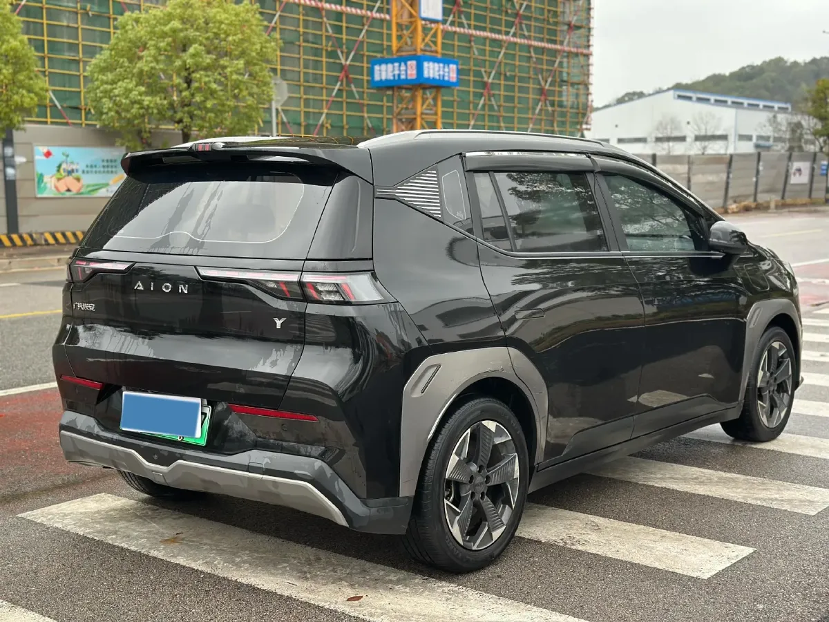 2022 Geely Okavango 1.8T 184HP L4 7DCT,autocango,china used car exporter,china ev exporter,chinese used car exporter,chinese used ev exporter