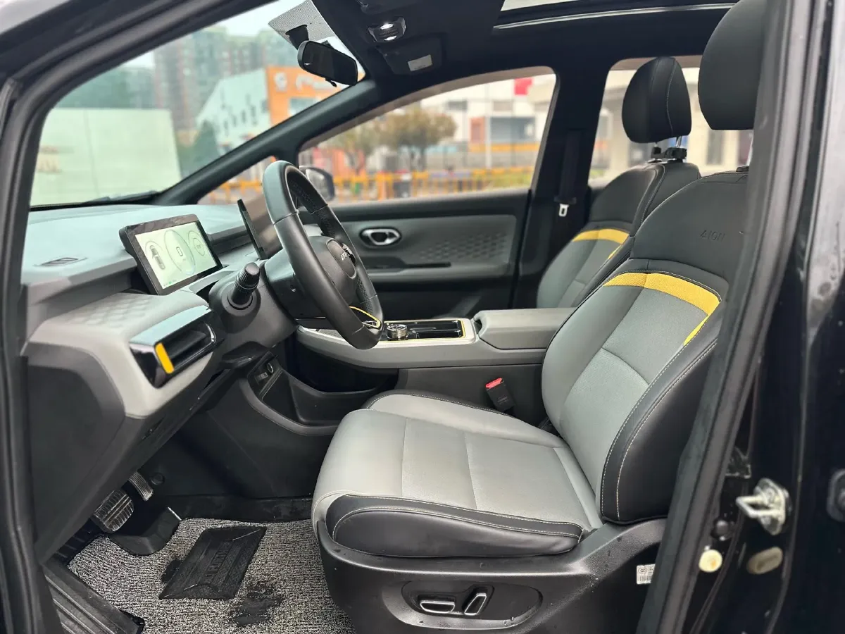 2022 Geely Okavango 1.8T 184HP L4 7DCT,autocango,china used car exporter,china ev exporter,chinese used car exporter,chinese used ev exporter