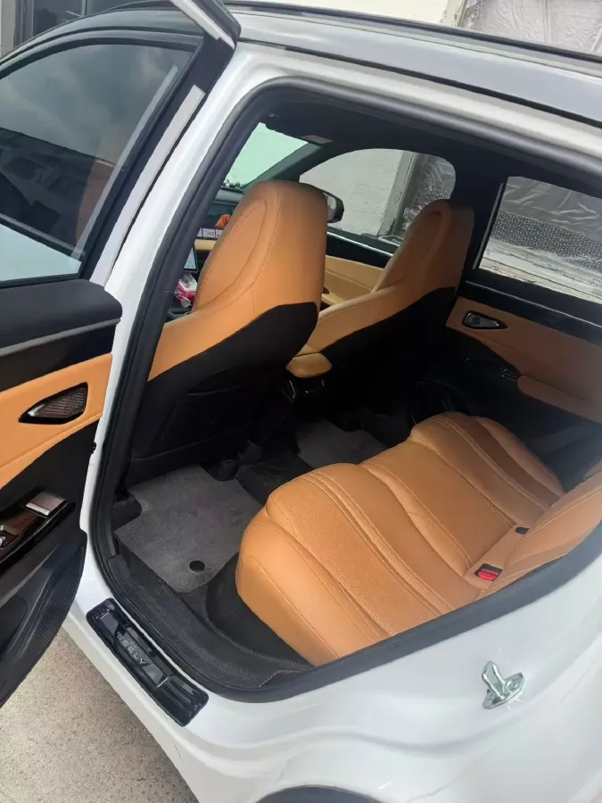 2023 Geely Galaxy L7 1.5T 163HP L4 3DHT PHEV 18.7KWH,autocango,china used car exporter,china ev exporter,chinese used car exporter,chinese used ev exporter