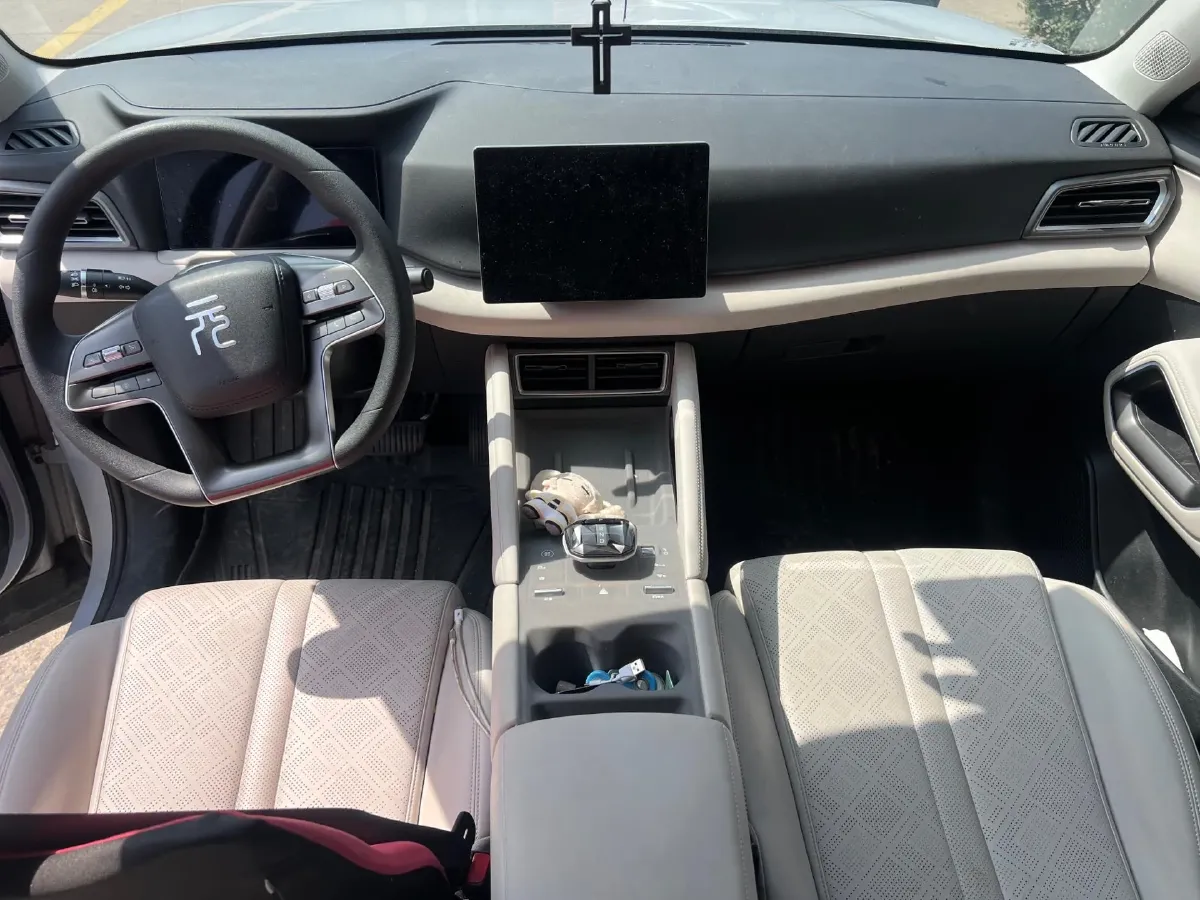 2024 BYD YuanUP BEV 45.12KWH,autocango,china used car exporter,china ev exporter,chinese used car exporter,chinese used ev exporter