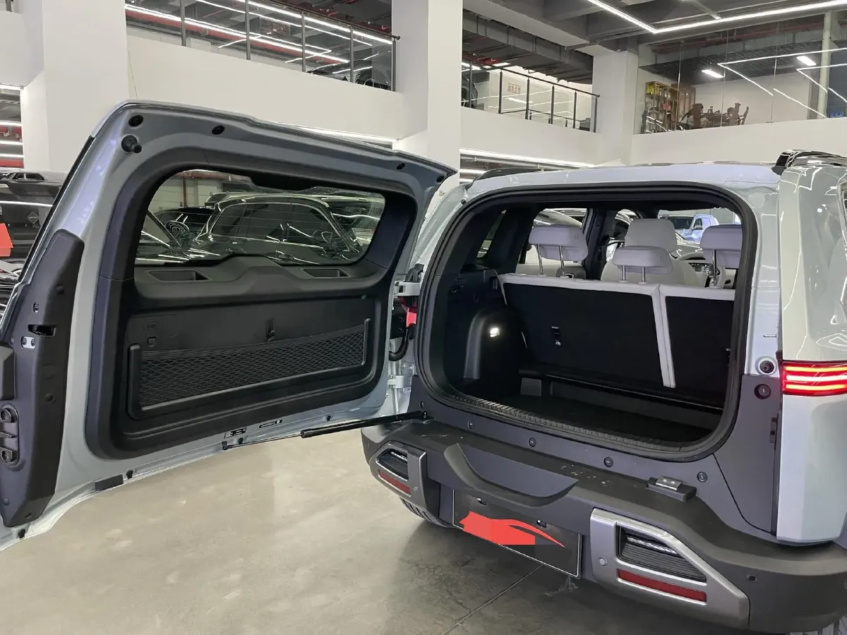 2025 FangChengBao Tai 3 BEV,autocango,china used car exporter,china ev exporter,chinese used car exporter,chinese used ev exporter