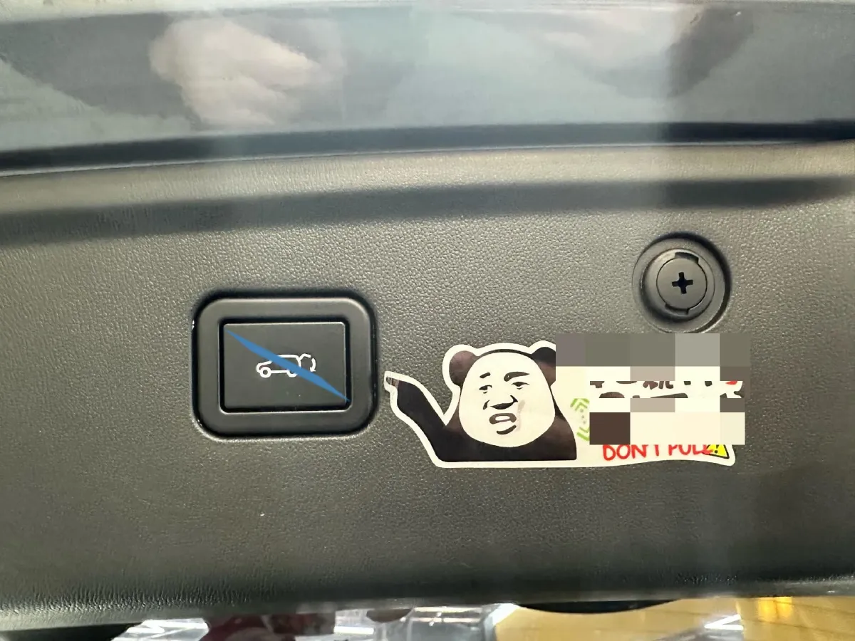 2024 ChangAn UNI-Z 1.5L 98HP L4 E-CVT PHEV 18.4KWH,autocango,china used car exporter,china ev exporter,chinese used car exporter,chinese used ev exporter