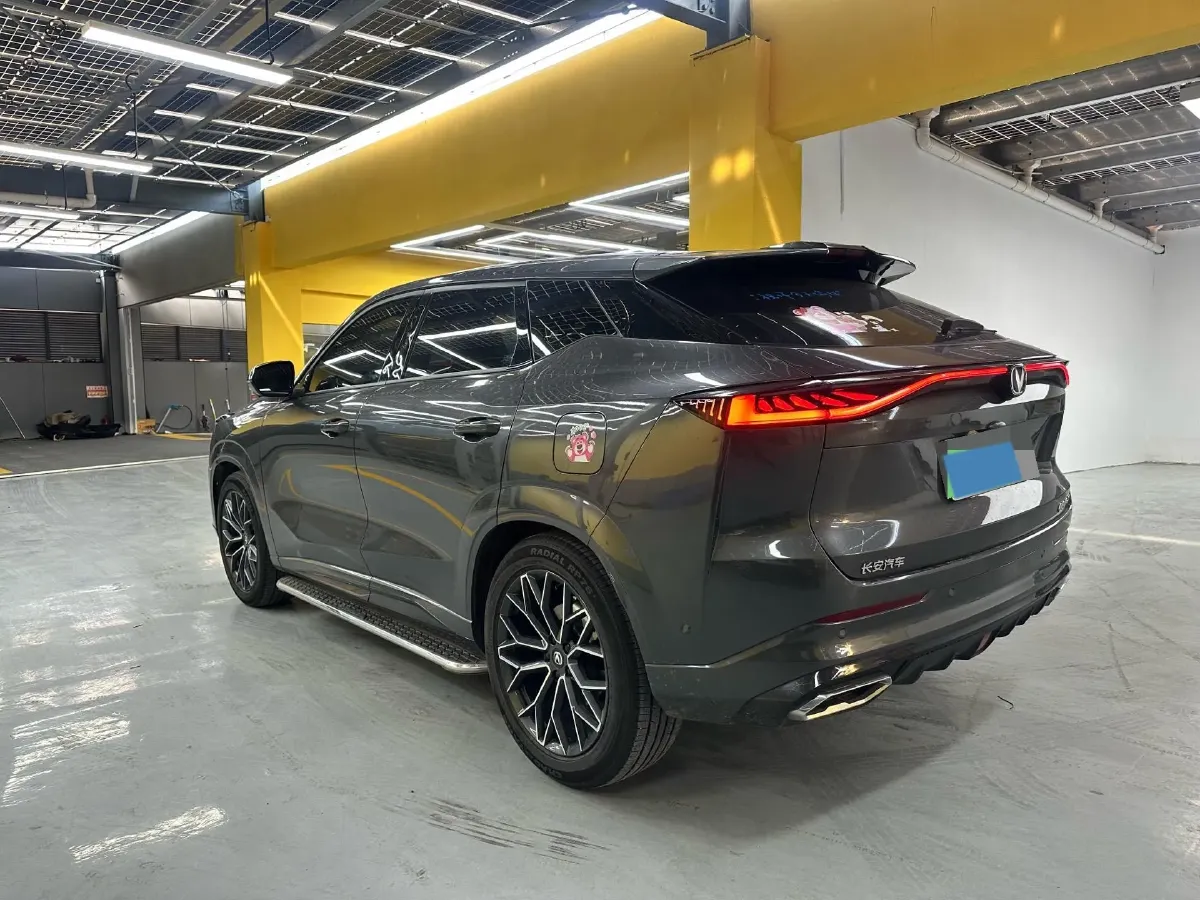 2024 ChangAn UNI-Z 1.5L 98HP L4 E-CVT PHEV 18.4KWH,autocango,china used car exporter,china ev exporter,chinese used car exporter,chinese used ev exporter