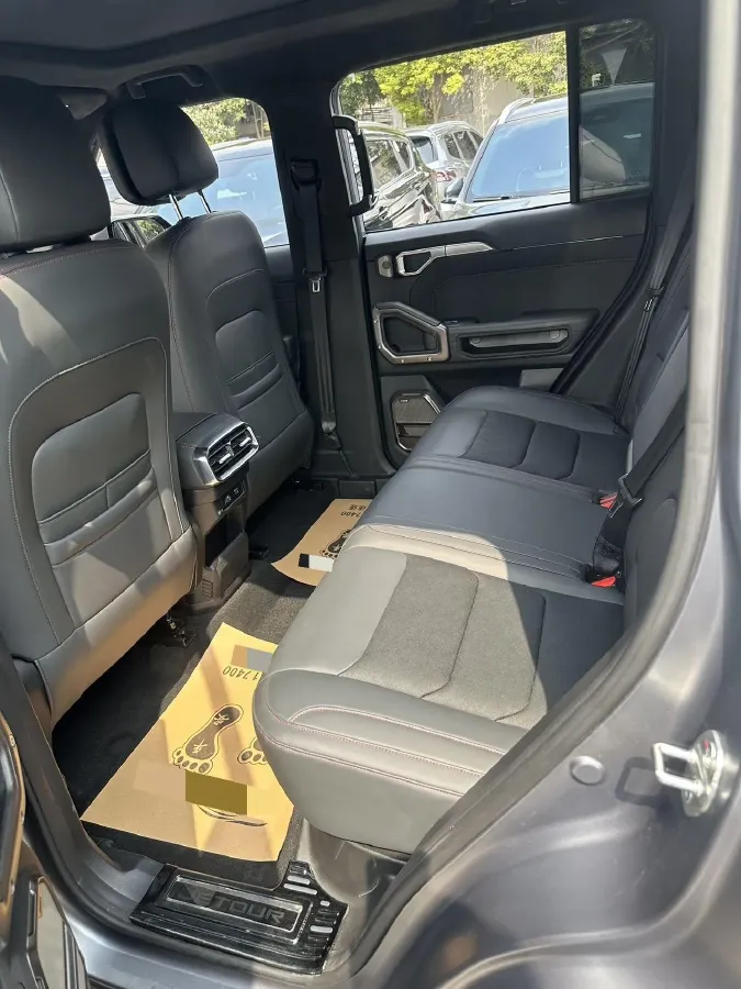 2023 Jetour Traveller 2.0T 254HP L4 8AT,autocango,china used car exporter,china ev exporter,chinese used car exporter,chinese used ev exporter