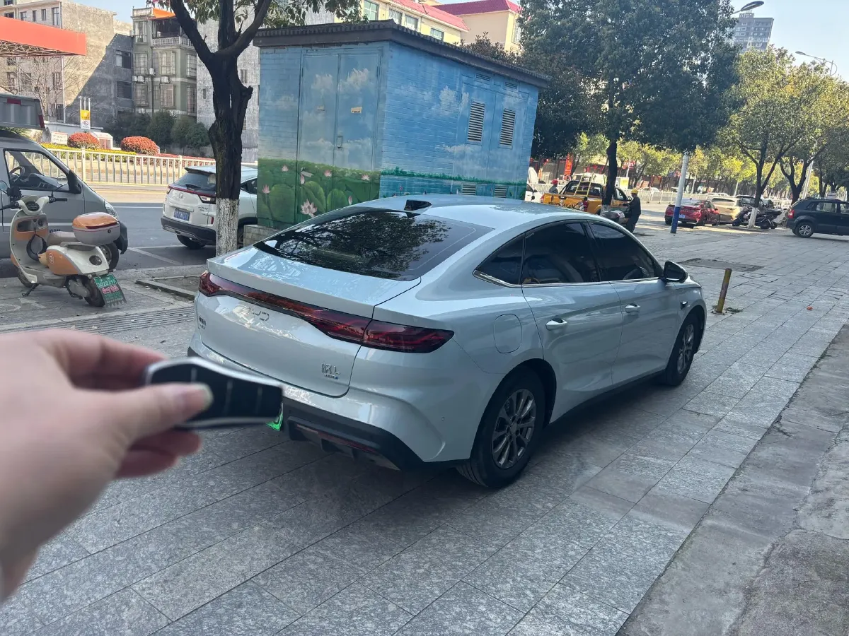 2025 BYD QinL 1.5L 101HP L4 E-CVT PHEV 10.08KWH,autocango,china used car exporter,china ev exporter,chinese used car exporter,chinese used ev exporter