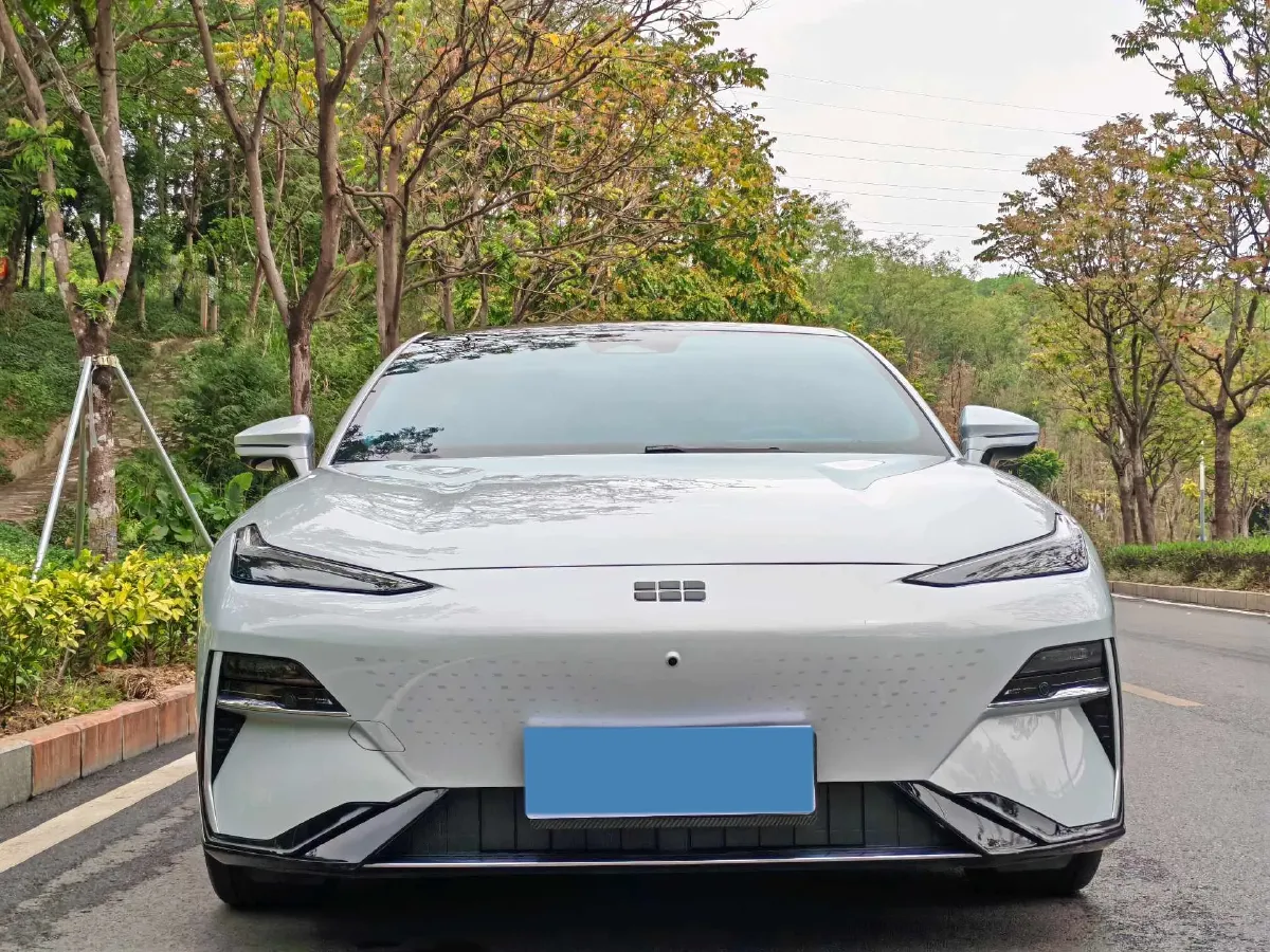 2024 Geely Galaxy E8 BEV 76KWH,autocango,china used car exporter,china ev exporter,chinese used car exporter,chinese used ev exporter