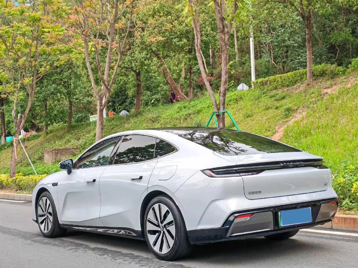 2024 Geely Galaxy E8 BEV 76KWH,autocango,china used car exporter,china ev exporter,chinese used car exporter,chinese used ev exporter