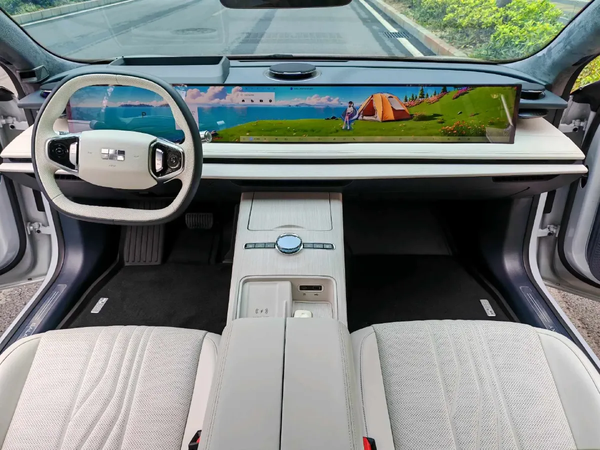 2024 Geely Galaxy E8 BEV 76KWH,autocango,china used car exporter,china ev exporter,chinese used car exporter,chinese used ev exporter