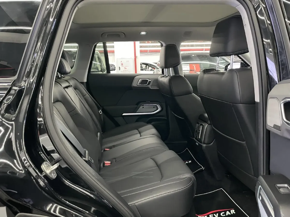 2025 FangChengBao Tai 3 BEV,autocango,china used car exporter,china ev exporter,chinese used car exporter,chinese used ev exporter