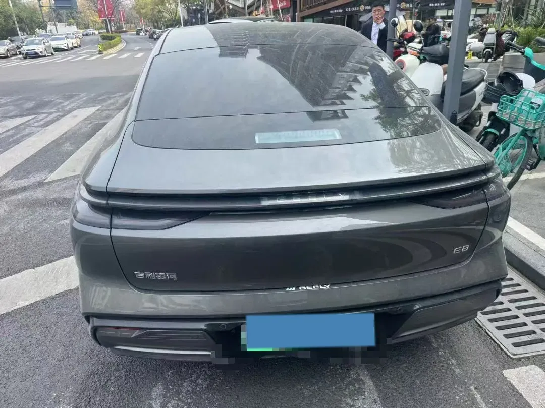 2024 Geely Galaxy E8 BEV 76KWH,autocango,china used car exporter,china ev exporter,chinese used car exporter,chinese used ev exporter