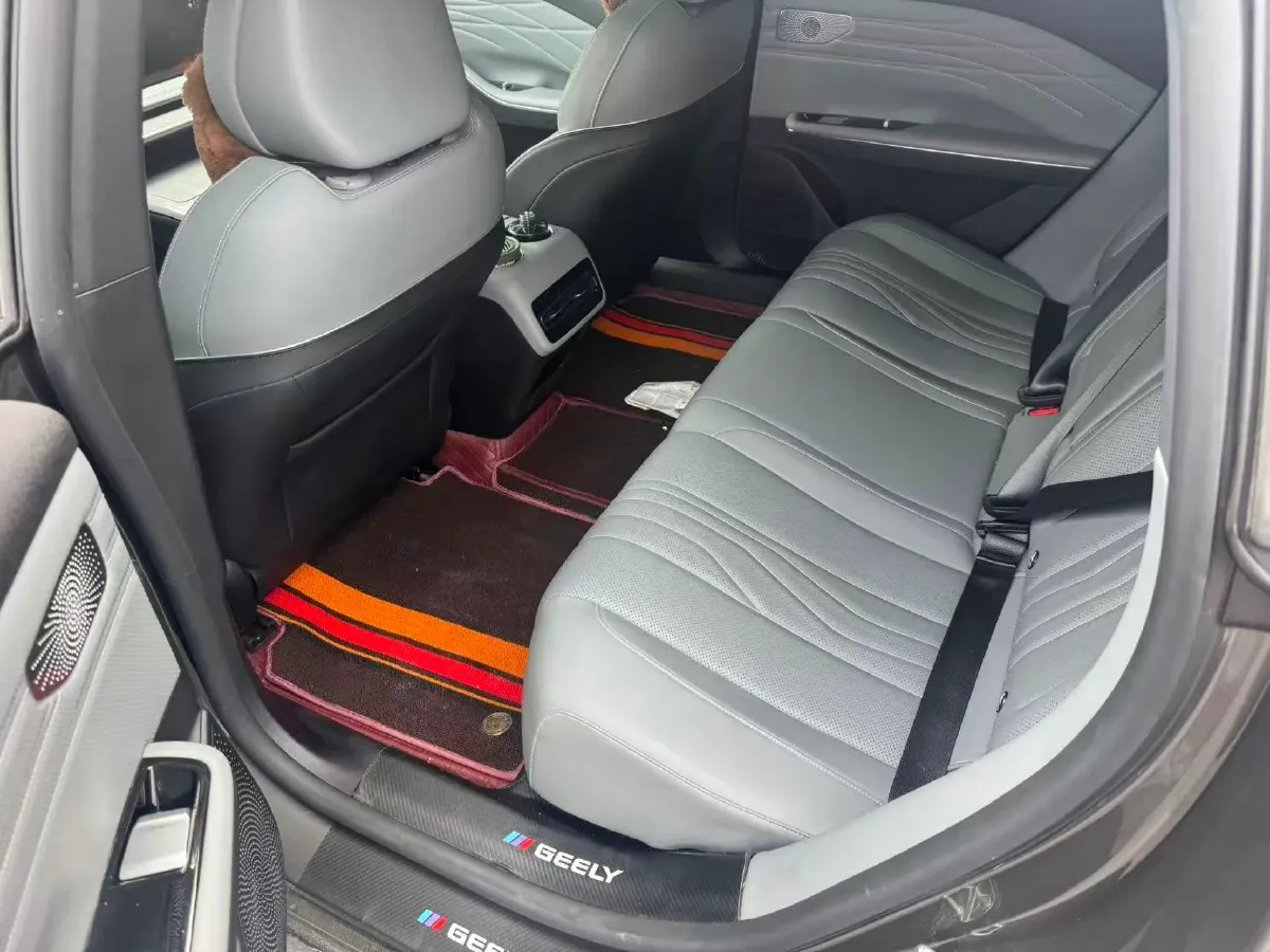 2024 Geely Galaxy E8 BEV 76KWH,autocango,china used car exporter,china ev exporter,chinese used car exporter,chinese used ev exporter