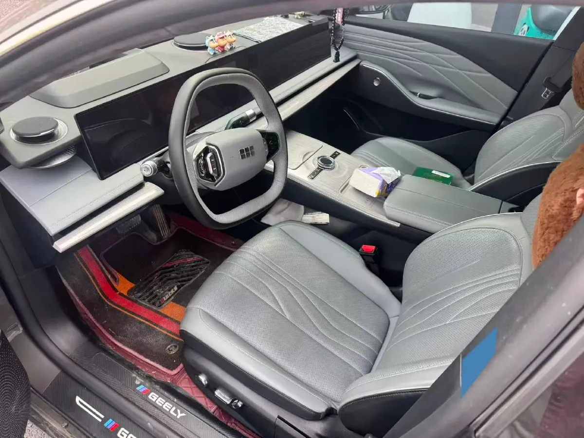 2024 Geely Galaxy E8 BEV 76KWH,autocango,china used car exporter,china ev exporter,chinese used car exporter,chinese used ev exporter