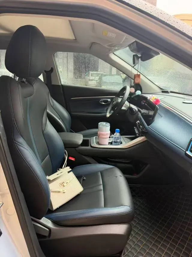 2023 GAC Trumpchi GS3 1.5T 177HP L4 7DCT,autocango,china used car exporter,china ev exporter,chinese used car exporter,chinese used ev exporter