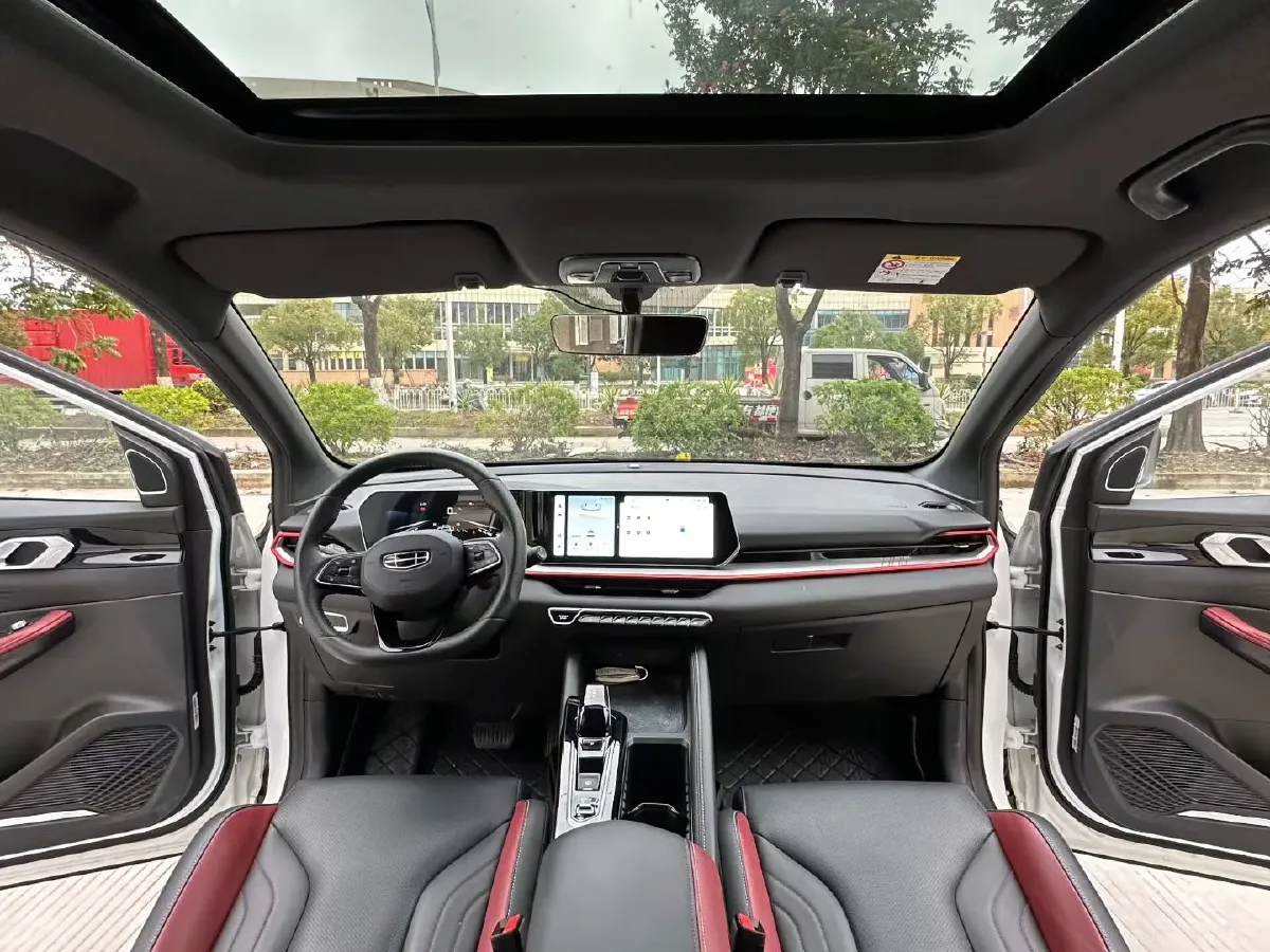 2022 Geely Coolray 1.5T 181HP L4 7DCT,autocango,china used car exporter,china ev exporter,chinese used car exporter,chinese used ev exporter