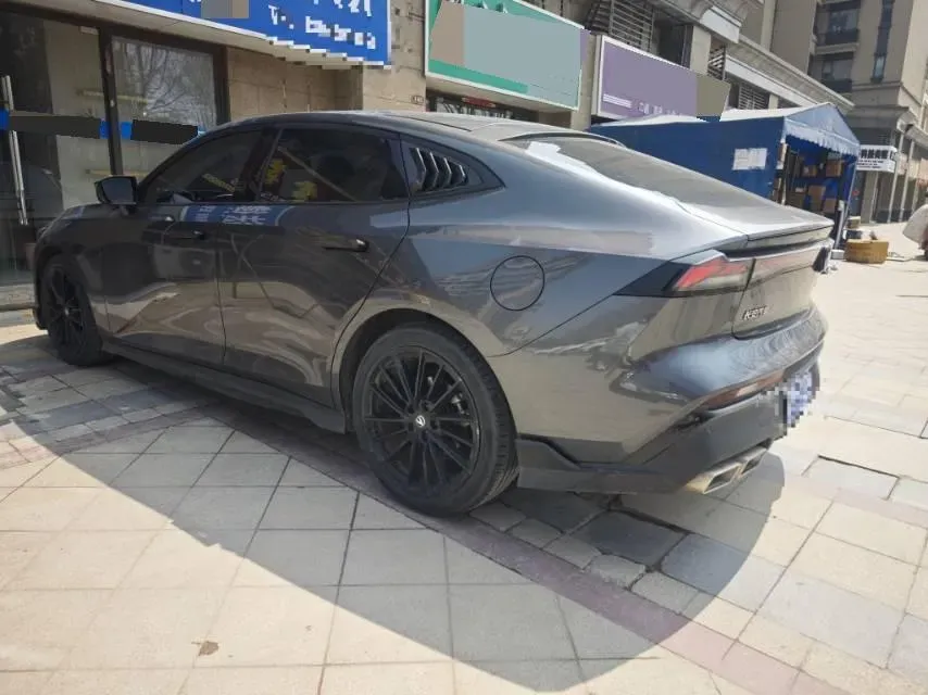2024 ChangAn UNI-V 1.5T 188HP L4 7DCT,autocango,china used car exporter,china ev exporter,chinese used car exporter,chinese used ev exporter