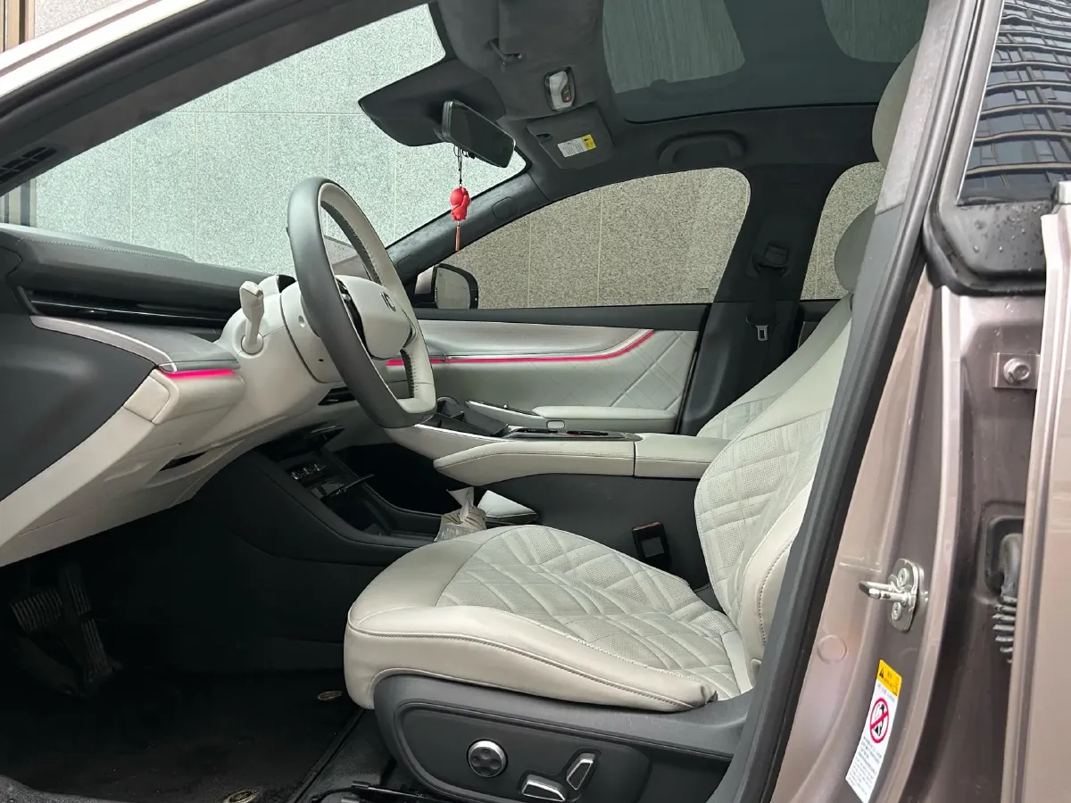 2023 ChangAn QiYuan A07 1.5L 95HP L4 REEV 28.4KWH,autocango,china used car exporter,china ev exporter,chinese used car exporter,chinese used ev exporter