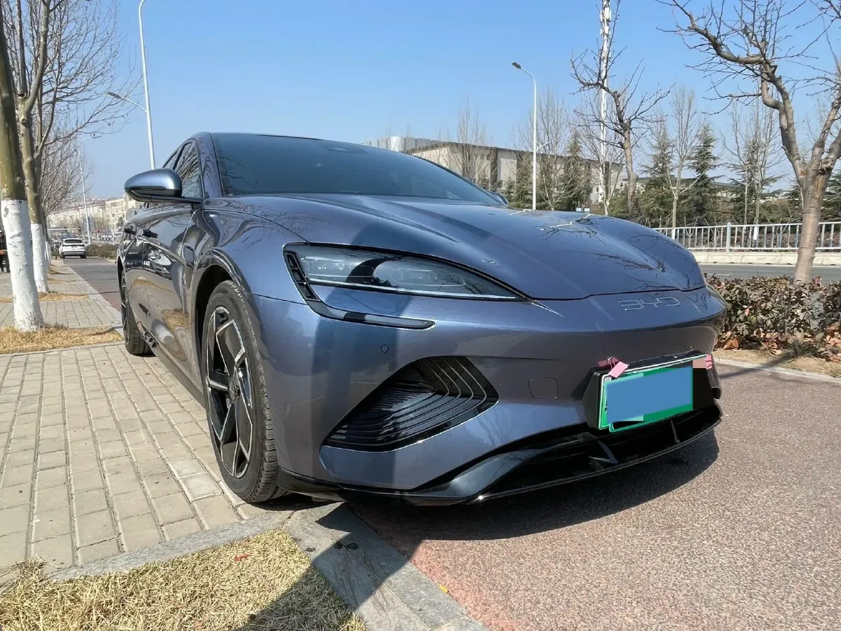 2022 AITO AITO M5 Range Extended 125HP REEV 40KWH,autocango,china used car exporter,china ev exporter,chinese used car exporter,chinese used ev exporter
