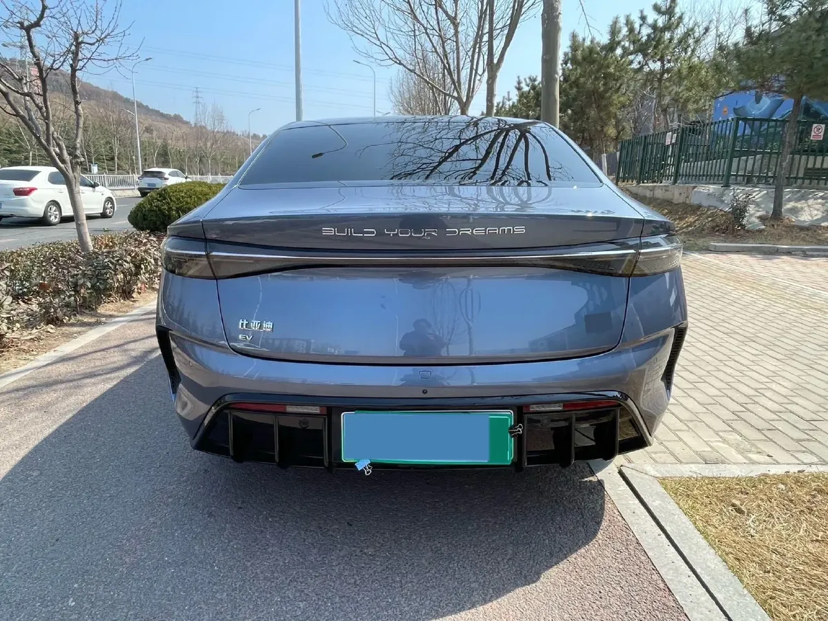 2022 AITO AITO M5 Range Extended 125HP REEV 40KWH,autocango,china used car exporter,china ev exporter,chinese used car exporter,chinese used ev exporter