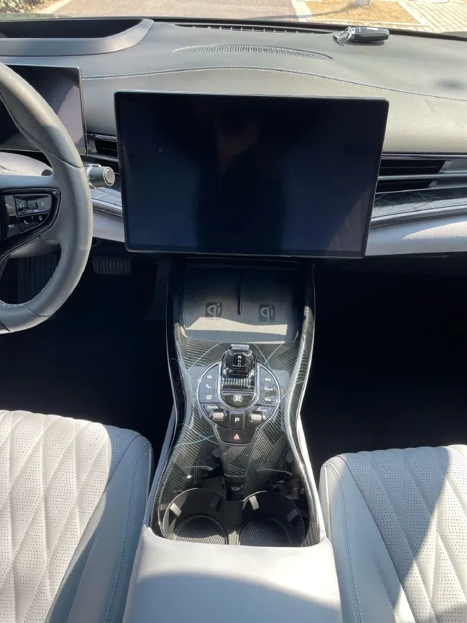 2022 AITO AITO M5 Range Extended 125HP REEV 40KWH,autocango,china used car exporter,china ev exporter,chinese used car exporter,chinese used ev exporter