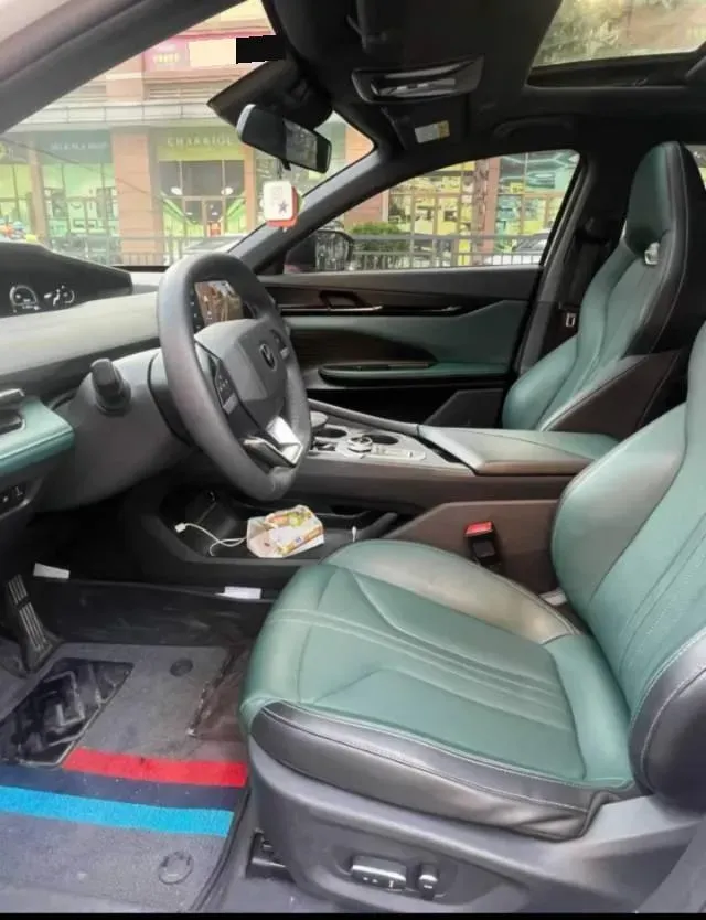 2023 ChangAn UNI-V iDD 1.5T 170HP L4 6TCT PHEV 18.4KWH,autocango,china used car exporter,china ev exporter,chinese used car exporter,chinese used ev exporter