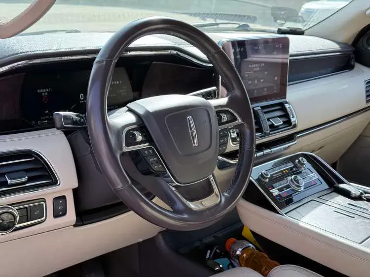 2018 Lincoln Navigator 3.5T 415HP V6 10AT,autocango,china used car exporter,china ev exporter,chinese used car exporter,chinese used ev exporter