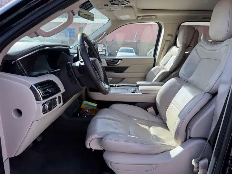 2018 Lincoln Navigator 3.5T 415HP V6 10AT,autocango,china used car exporter,china ev exporter,chinese used car exporter,chinese used ev exporter