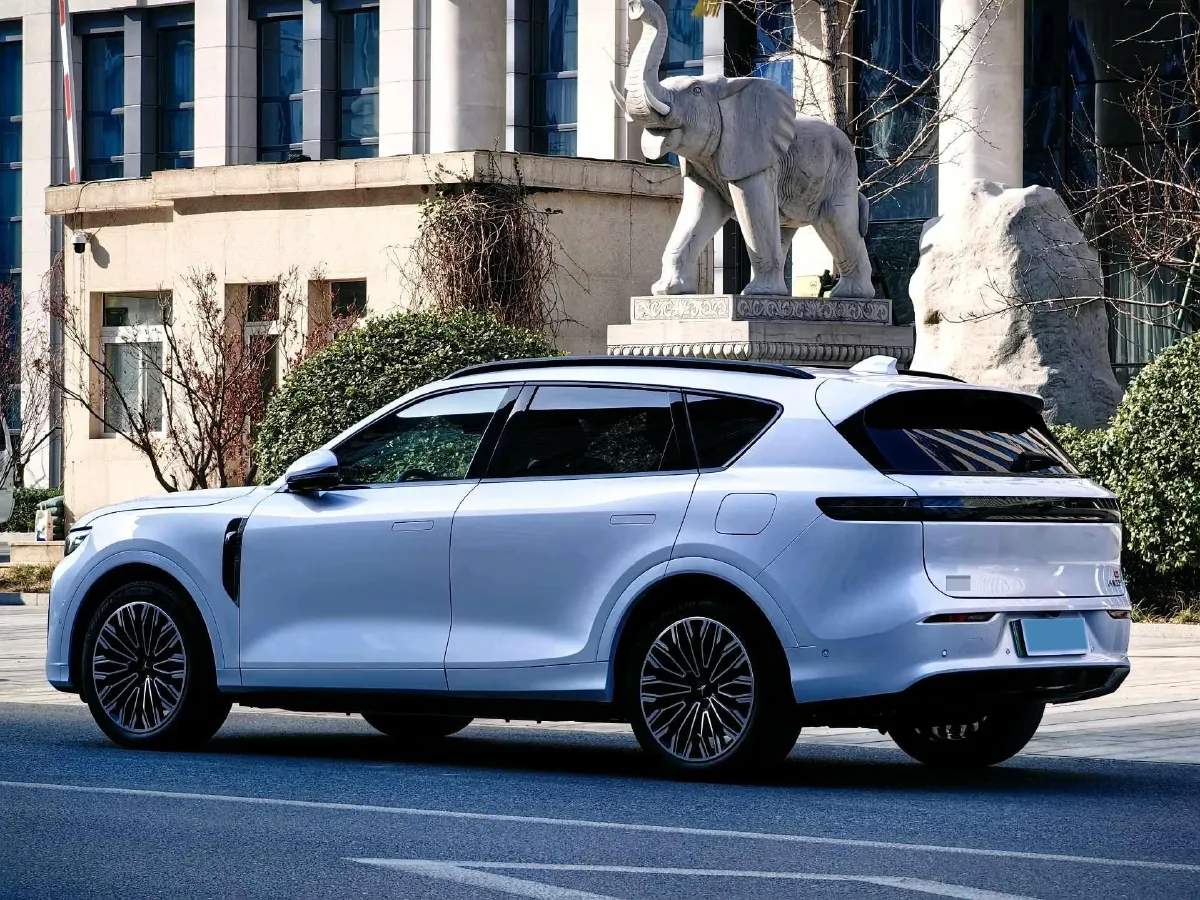 2025 Voyah FREE REEV 129HP REEV,autocango,china used car exporter,china ev exporter,chinese used car exporter,chinese used ev exporter