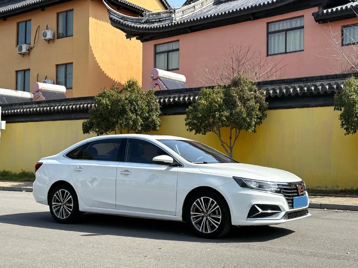 2019 Roewe i6 1.5T 169HP L4 7DCT,autocango,china used car exporter,china ev exporter,chinese used car exporter,chinese used ev exporter