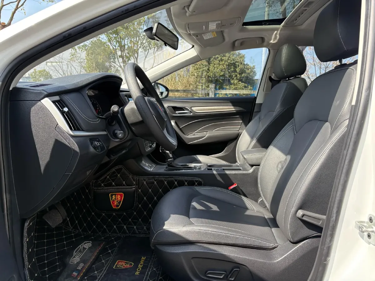 2019 Roewe i6 1.5T 169HP L4 7DCT,autocango,china used car exporter,china ev exporter,chinese used car exporter,chinese used ev exporter