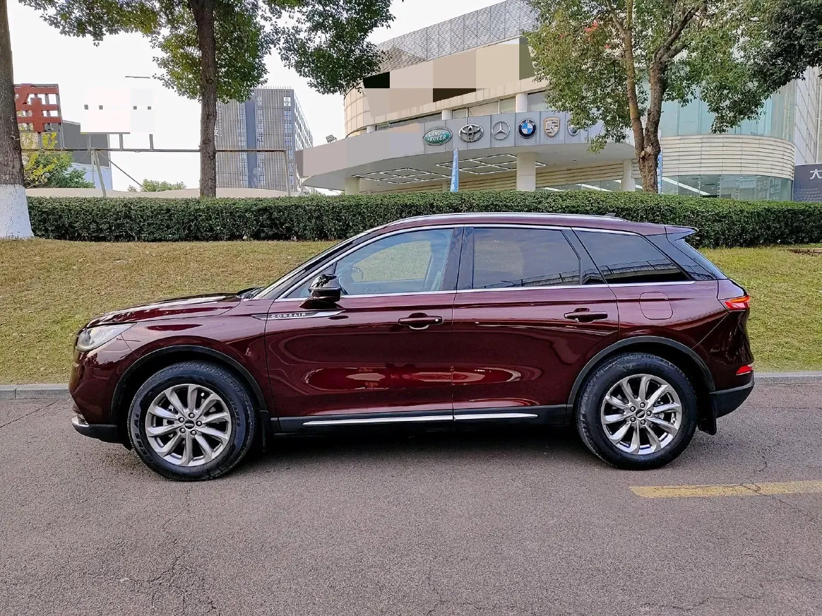 2021 Lincoln Corsair 2.0T 245HP L4 8AT,autocango,china used car exporter,china ev exporter,chinese used car exporter,chinese used ev exporter