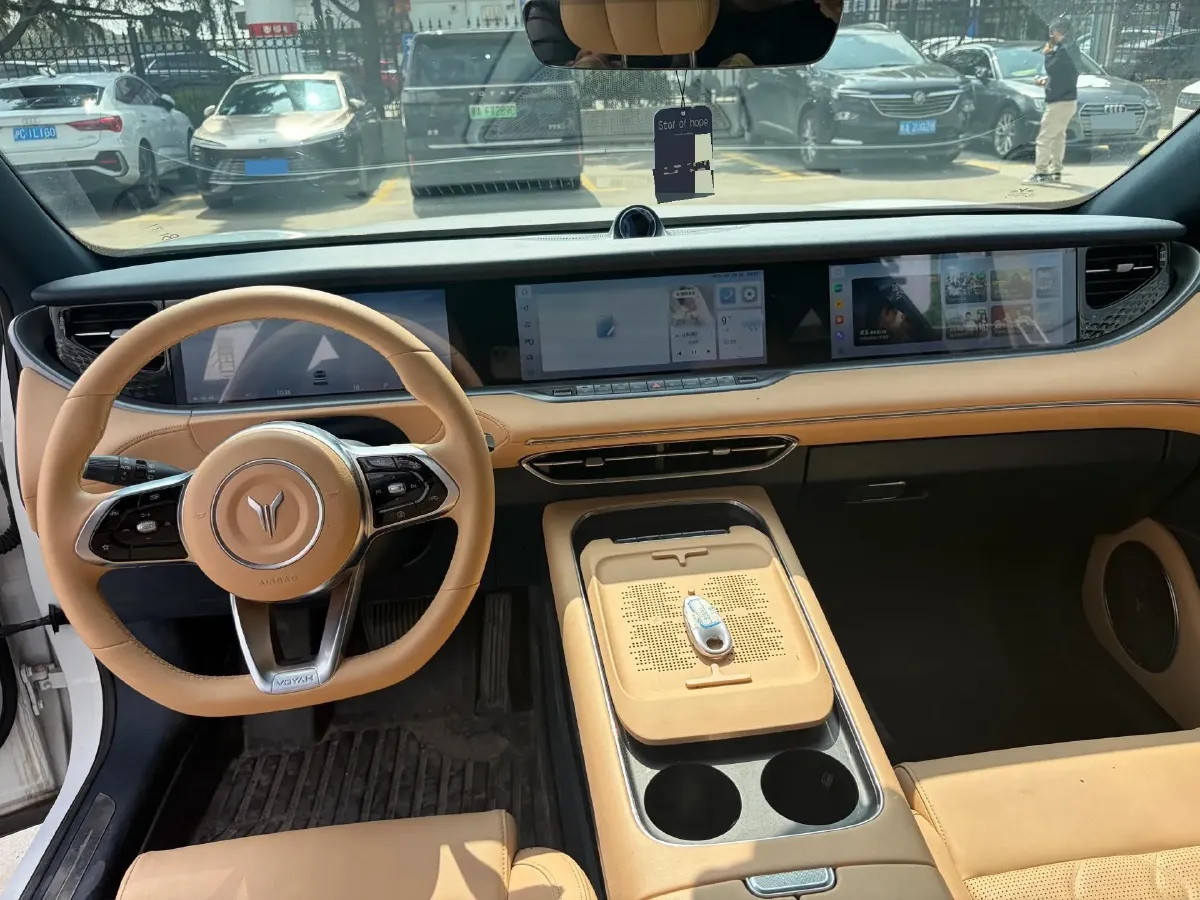 2024 Voyah FREE 1.5T 150HP L4 REEV 39.2KWH,autocango,china used car exporter,china ev exporter,chinese used car exporter,chinese used ev exporter