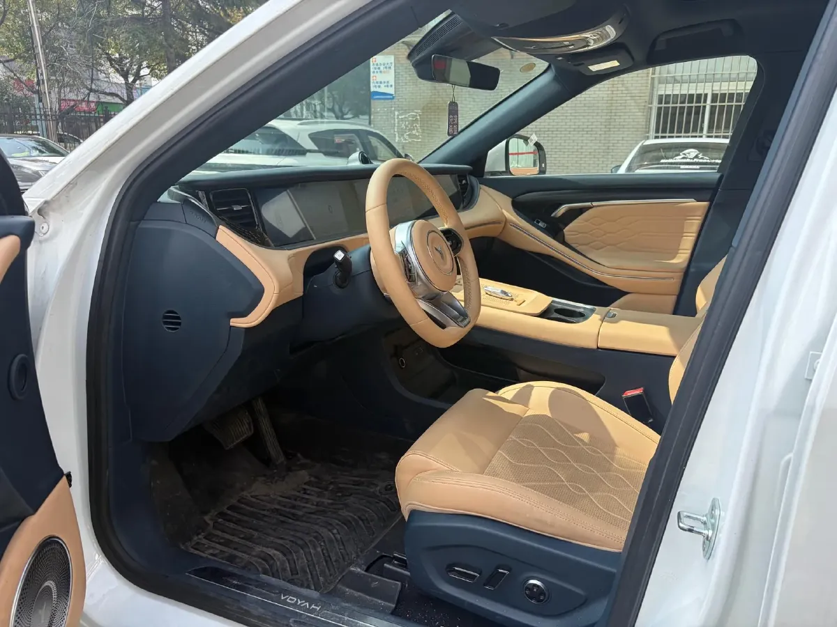 2024 Voyah FREE 1.5T 150HP L4 REEV 39.2KWH,autocango,china used car exporter,china ev exporter,chinese used car exporter,chinese used ev exporter