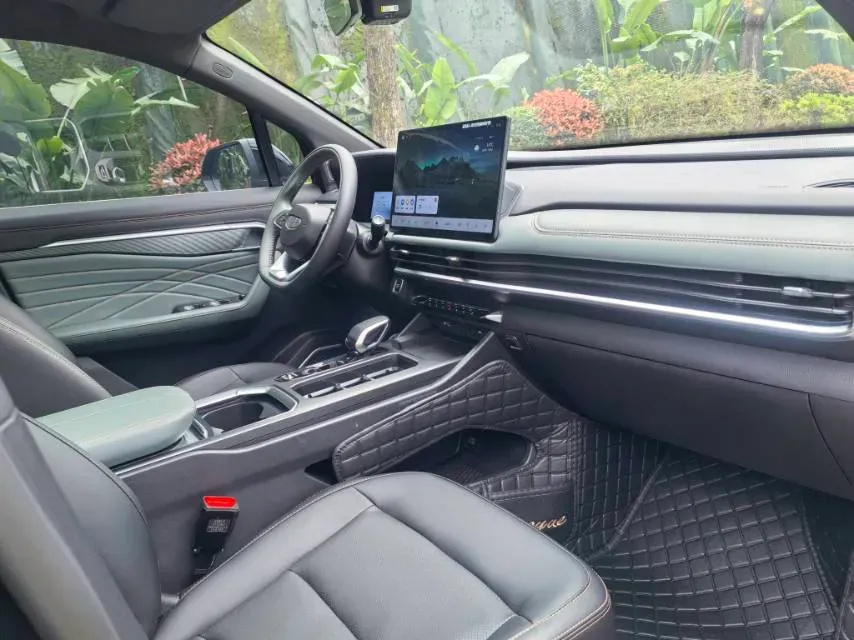 2024 Geely Okavango L 2.0T 218HP L4 7DCT,autocango,china used car exporter,china ev exporter,chinese used car exporter,chinese used ev exporter