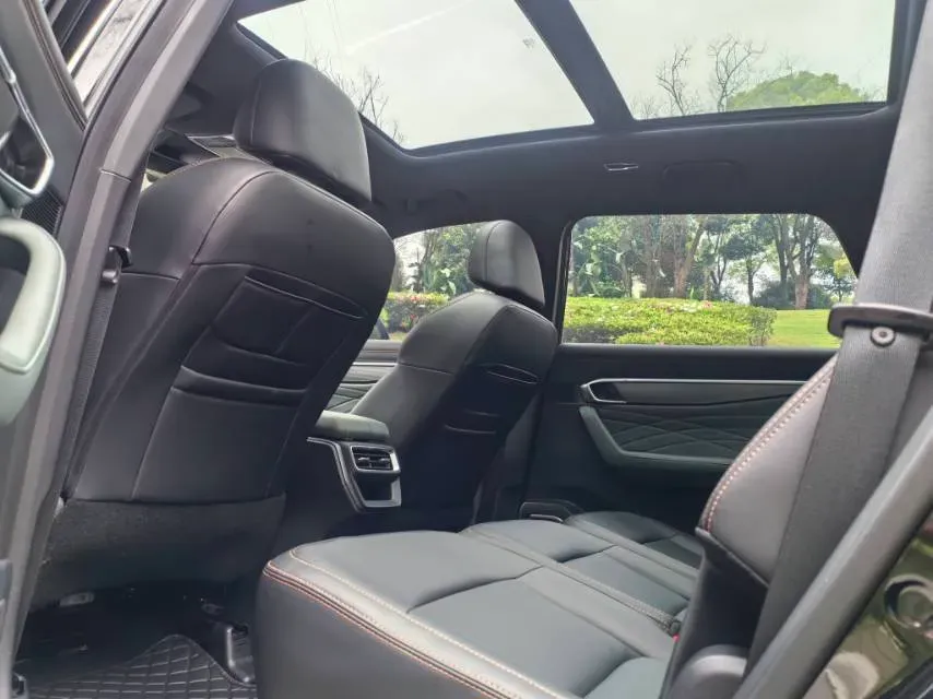 2024 Geely Okavango L 2.0T 218HP L4 7DCT,autocango,china used car exporter,china ev exporter,chinese used car exporter,chinese used ev exporter