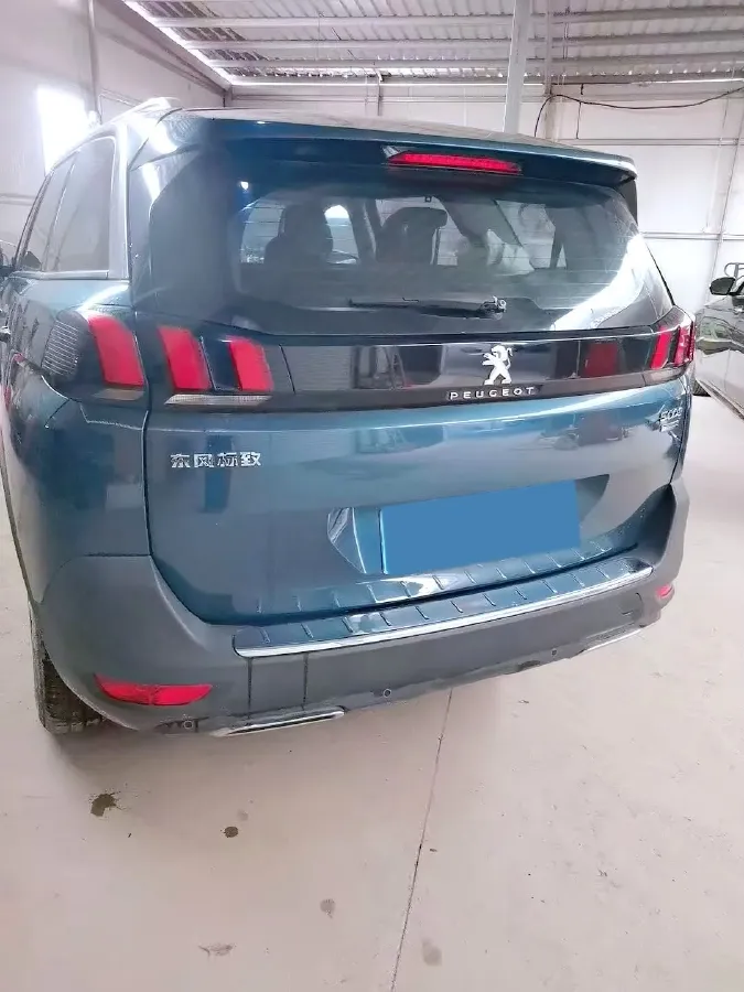 2019 Peugeot 5008 1.6T 167HP L4 6AT,autocango,china used car exporter,china ev exporter,chinese used car exporter,chinese used ev exporter