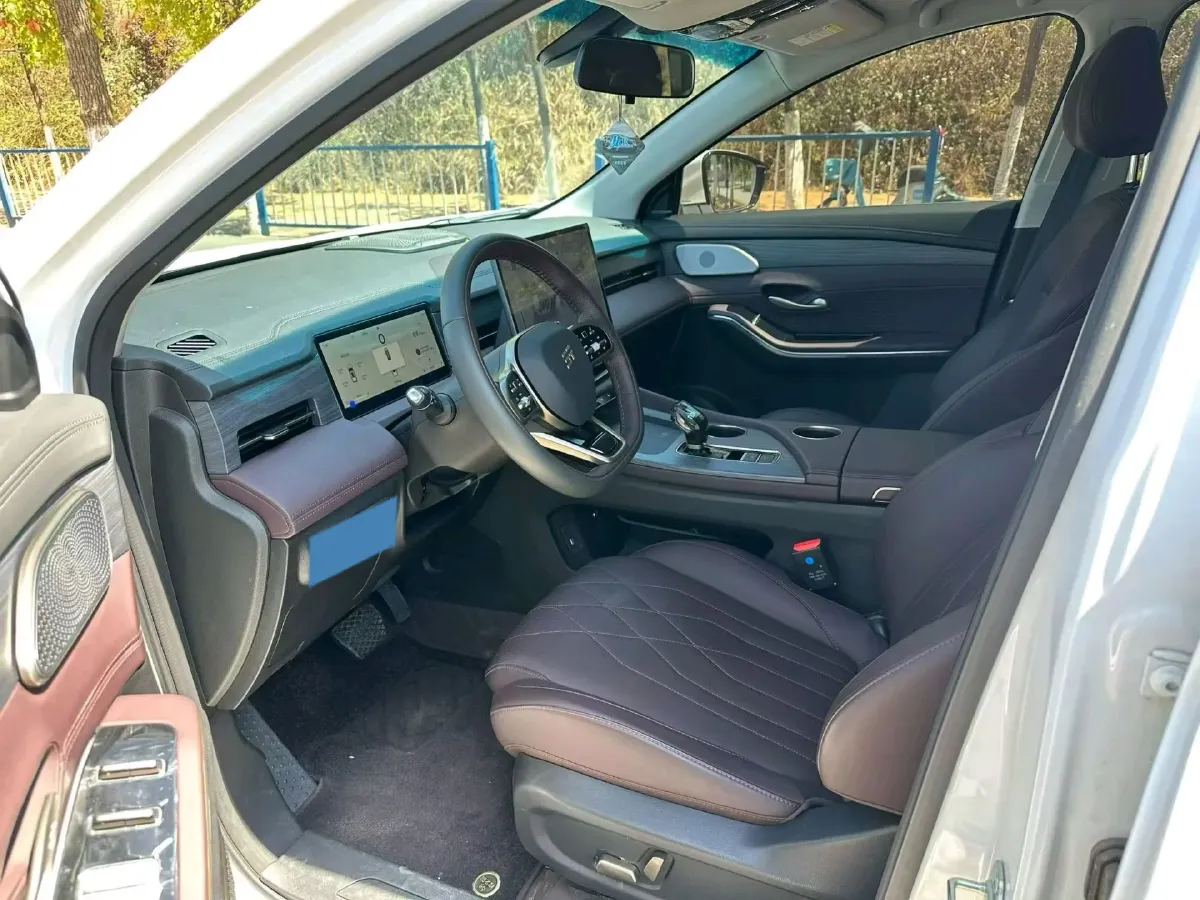 2024 Jetour X90 PRO 1.6T 197HP L4 7DCT,autocango,china used car exporter,china ev exporter,chinese used car exporter,chinese used ev exporter