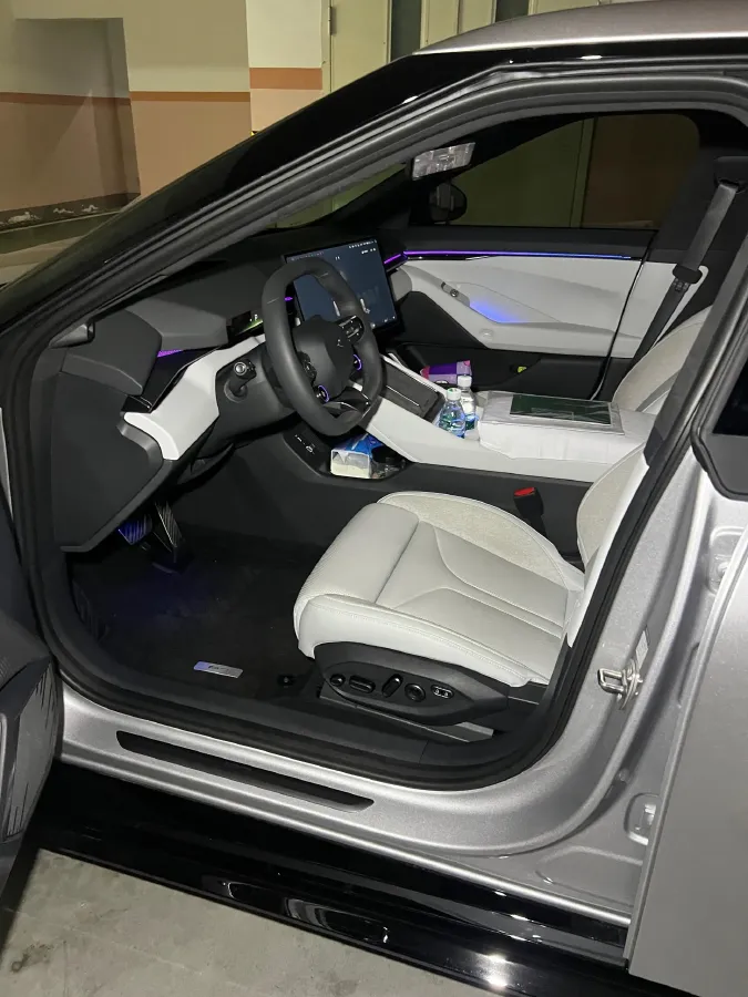 2025 Xpeng P7 BEV,autocango,china used car exporter,china ev exporter,chinese used car exporter,chinese used ev exporter