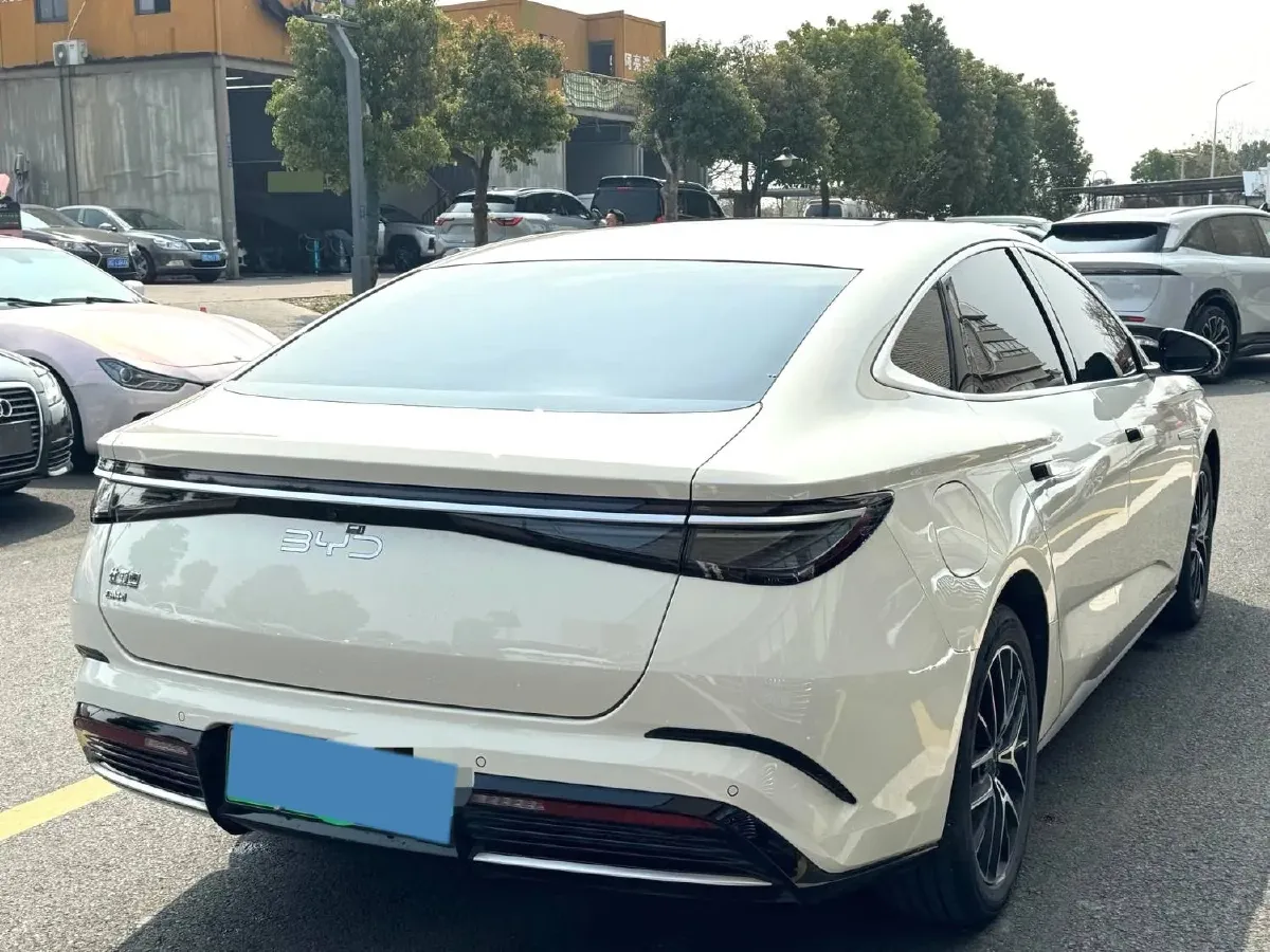 2025 BYD Seal07 DM-i 1.5L 101HP L4 E-CVT PHEV 17.6KWH,autocango,china used car exporter,china ev exporter,chinese used car exporter,chinese used ev exporter