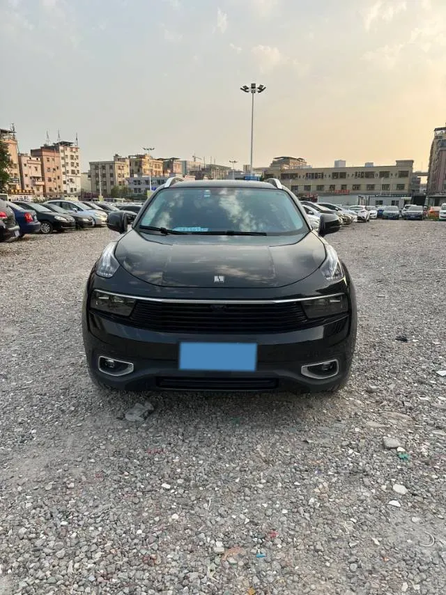 2019 Beijing BJ40 2.0T 218HP L4 6AT,autocango,china used car exporter,china ev exporter,chinese used car exporter,chinese used ev exporter