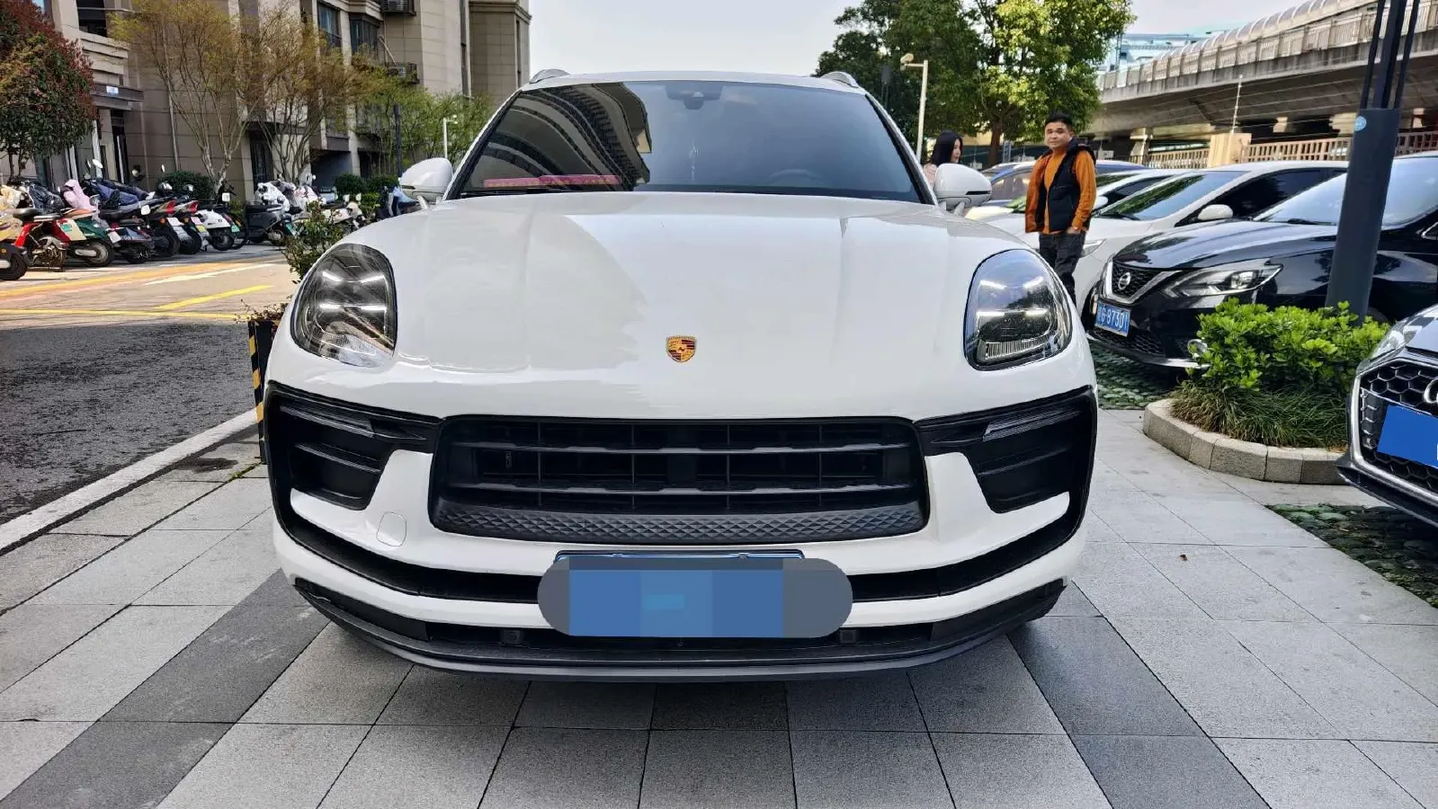 2023 Porsche Macan 2.0T 265HP L4 7DCT,autocango,china used car exporter,china ev exporter,chinese used car exporter,chinese used ev exporter