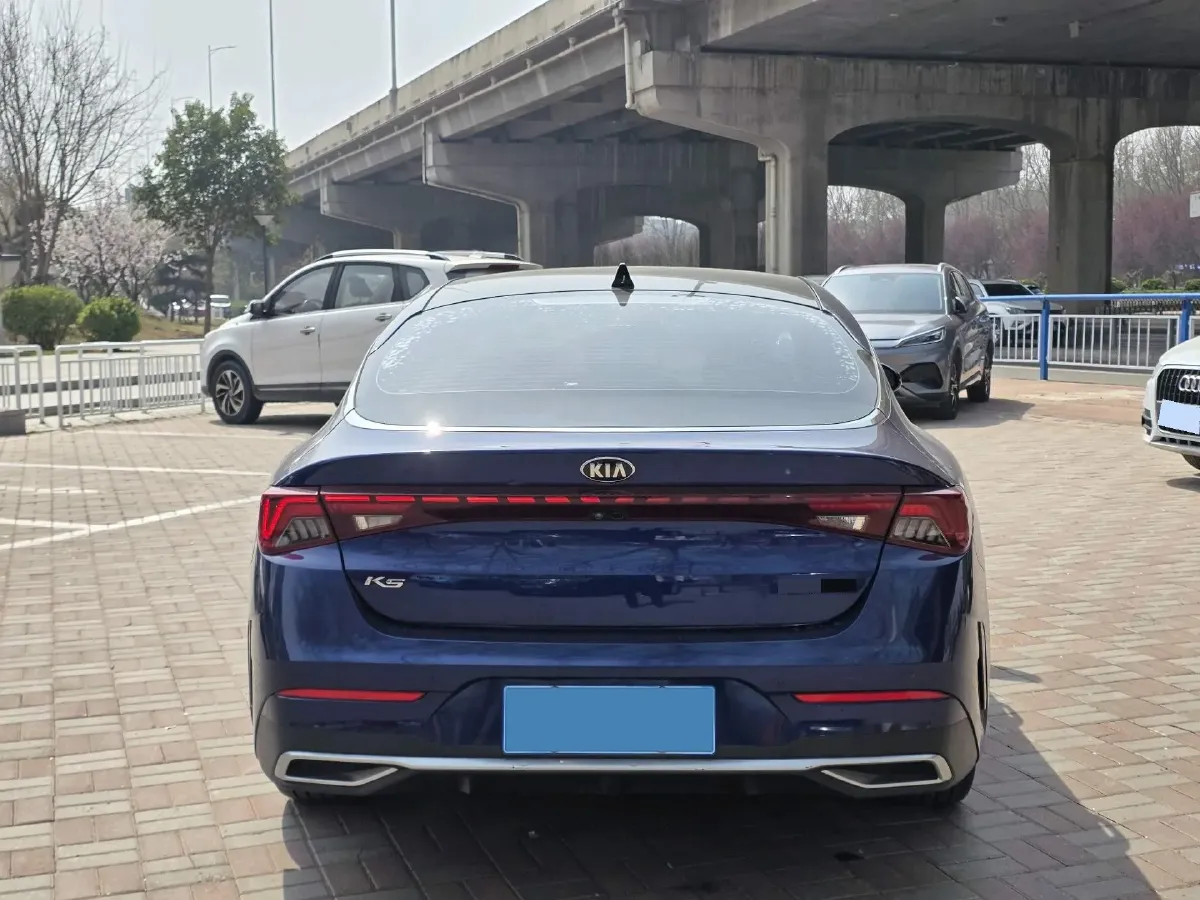 2020 Kia K5 1.5T 170HP L4 7DCT,autocango,china used car exporter,china ev exporter,chinese used car exporter,chinese used ev exporter