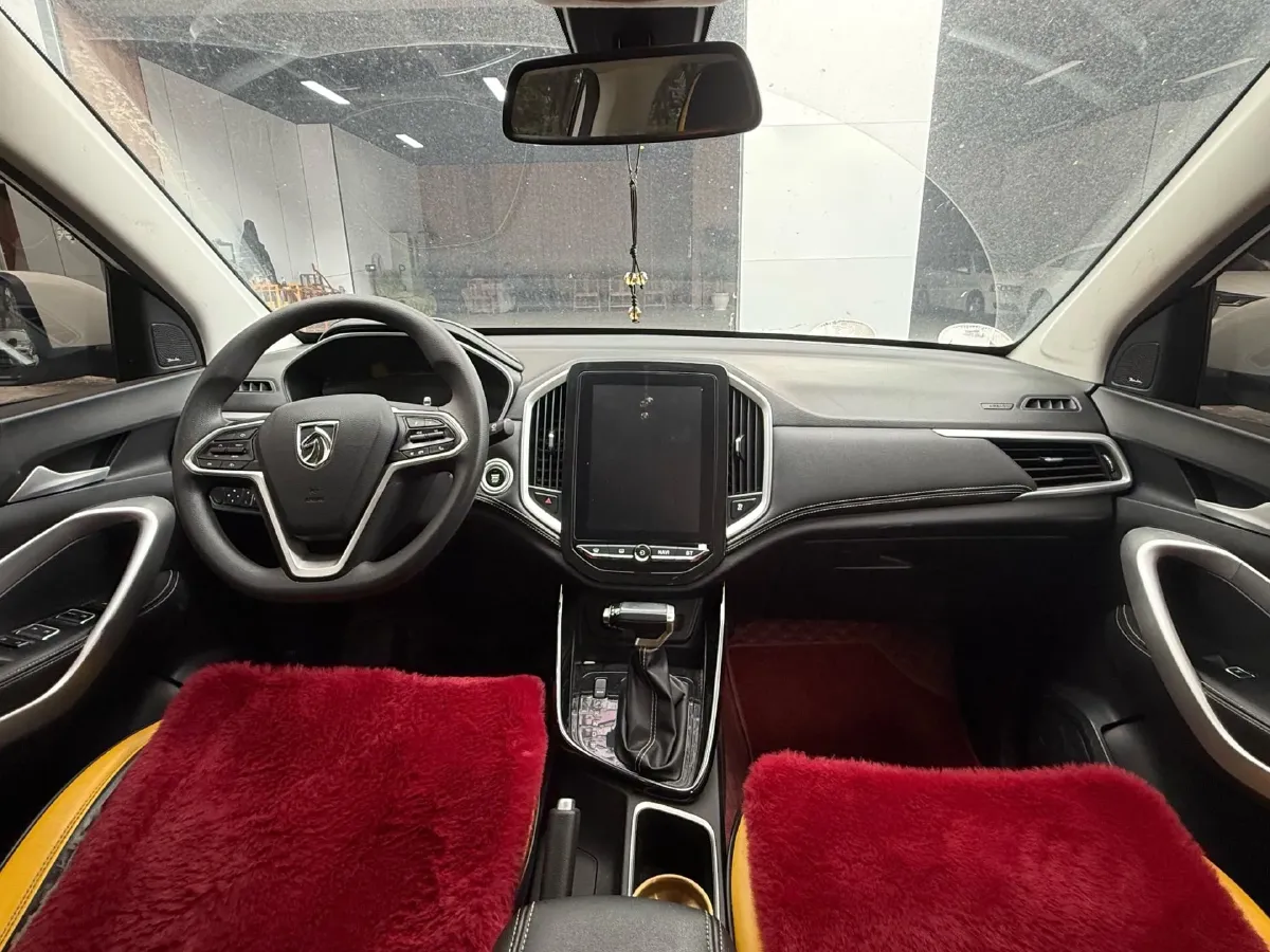 2020 HanTeng X5 1.5T 156HP L4 6AT,autocango,china used car exporter,china ev exporter,chinese used car exporter,chinese used ev exporter